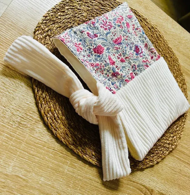 Pochette à manga velours côtelé élégante et protectrice fait main