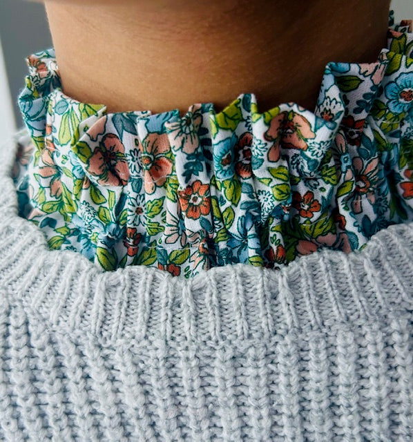 col amovible faits main en France