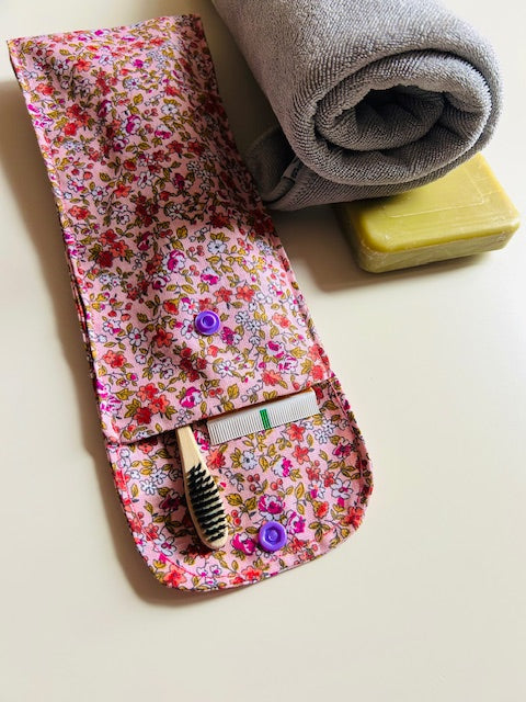 Étui brosse à dents rose fleuri fait main zéro déchet