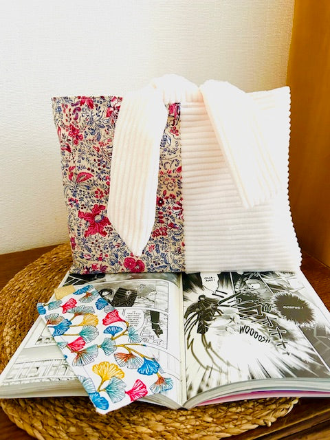 Pochette à livre velours côtelé élégante et protectrice fait main